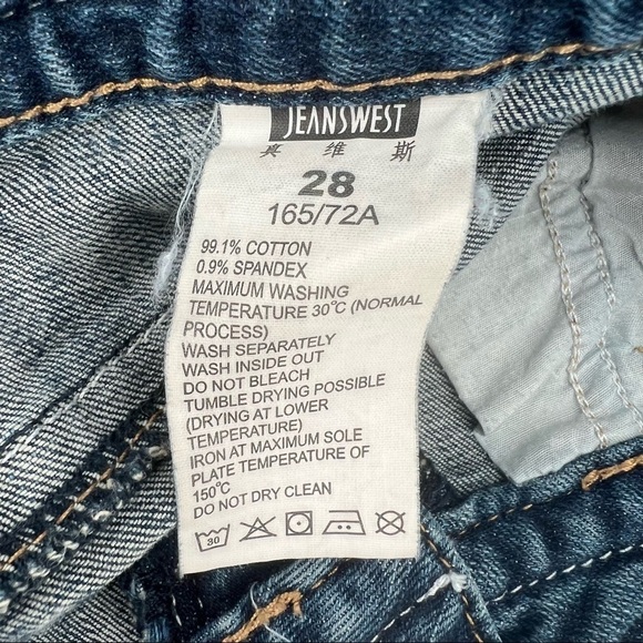 JEANSWEST Cuffed Hem Distressed Jean Shorts Size 28 Women’s - Picture 4 of 6